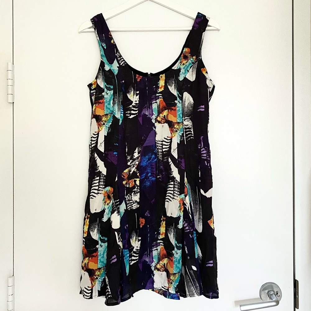 Abstract Pattern A-line Knee Length Dress